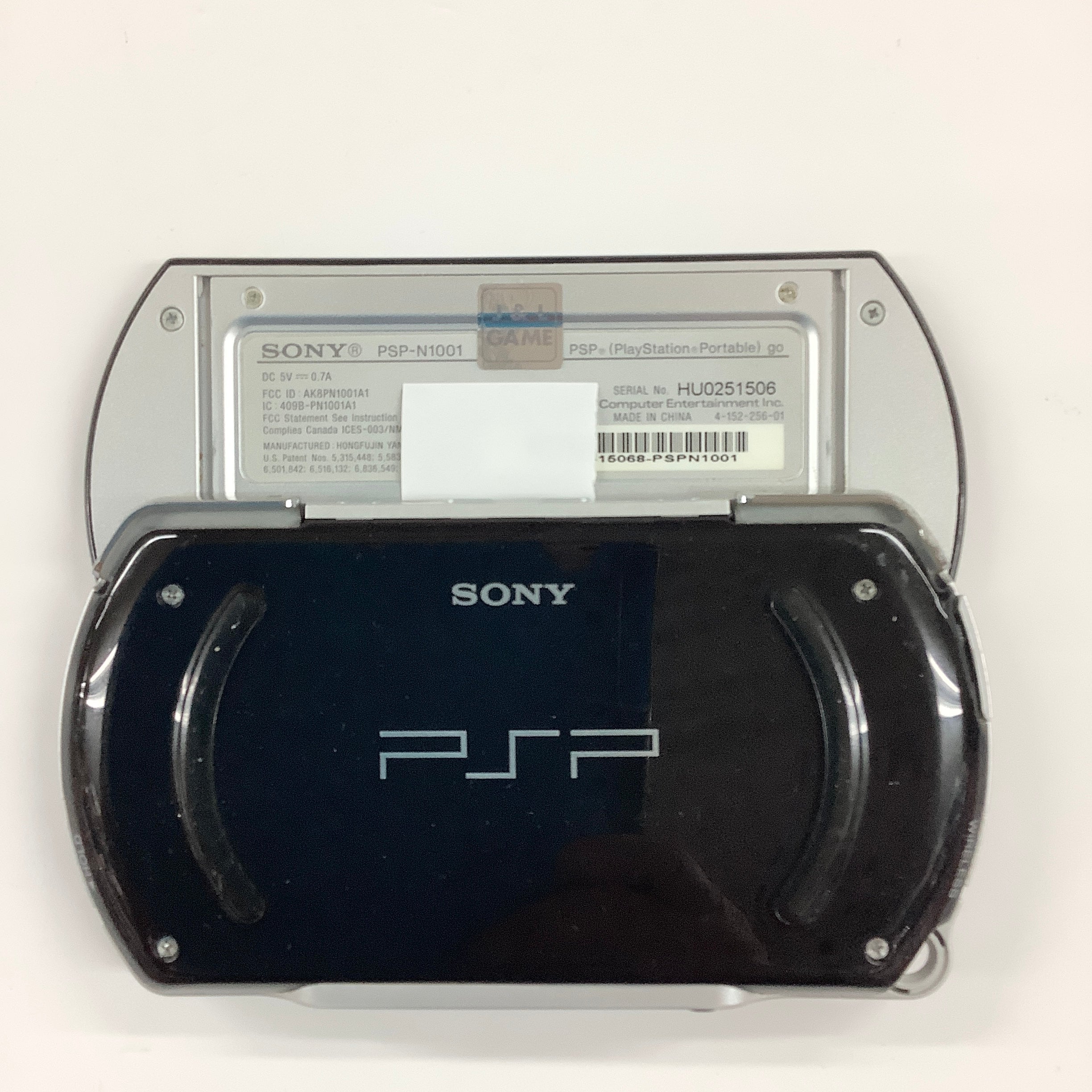 Sony PlayStation Portable Go PSPgo (Piano Black) - Sony PSP [Pre-Owned]