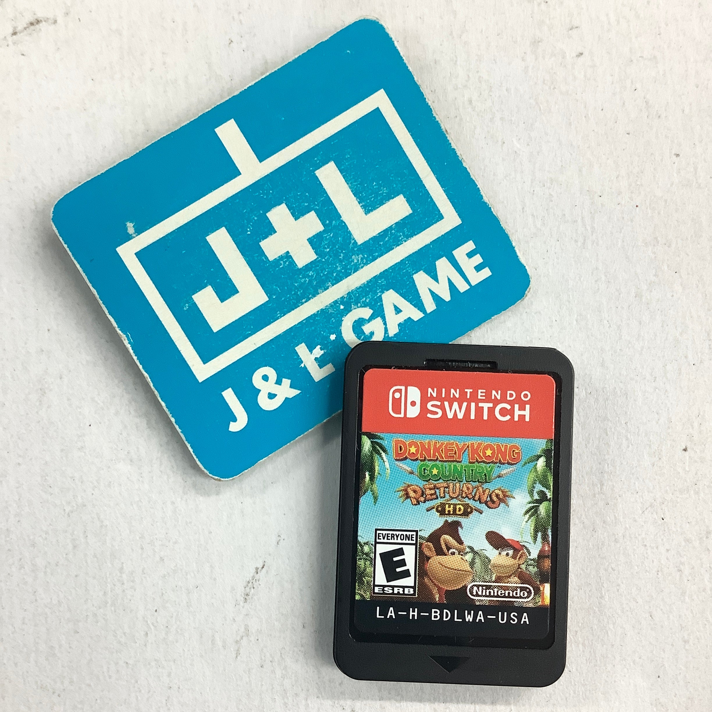 Donkey Kong Country Returns HD - (NSW) Nintendo Switch [Pre-Owned] Video Games Nintendo