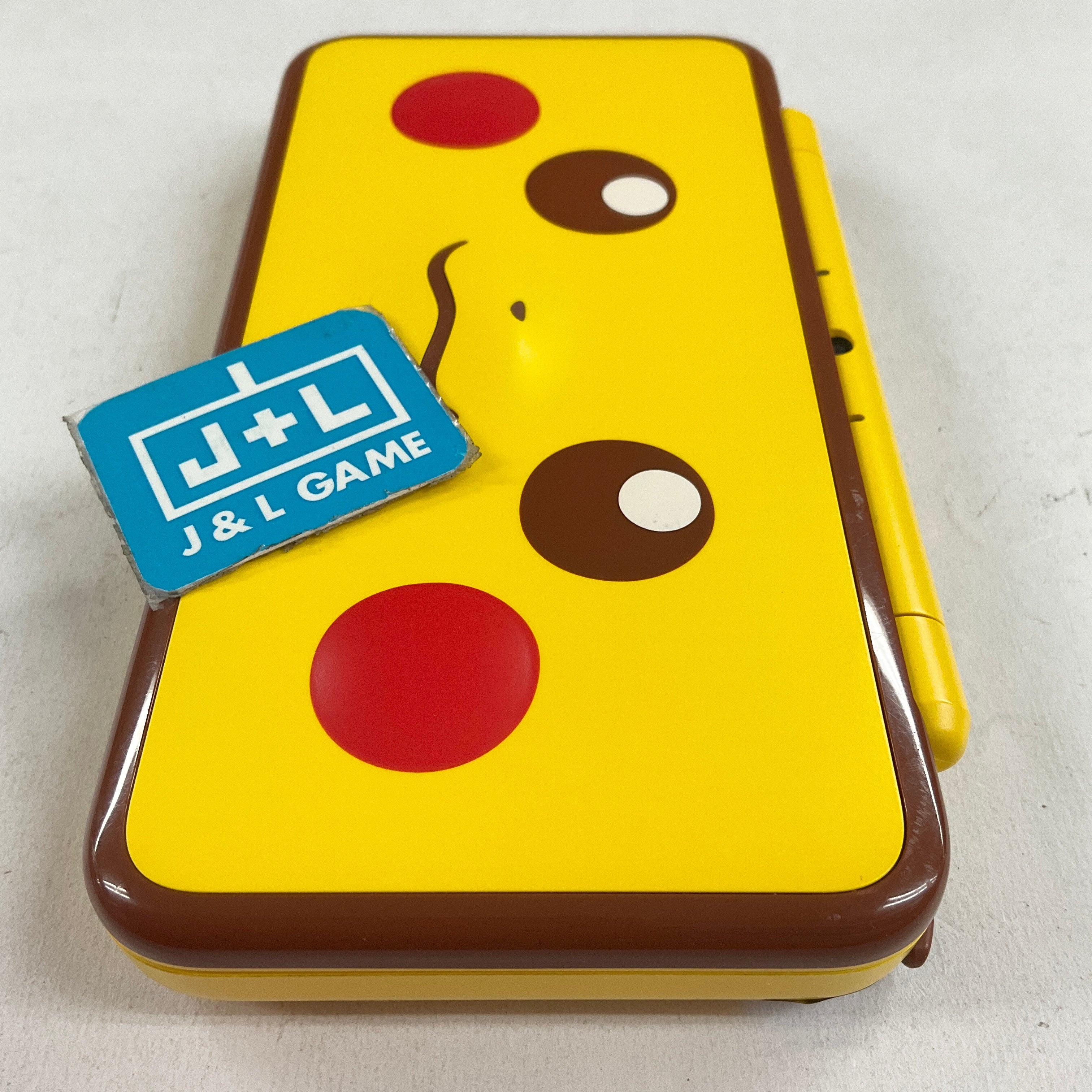 New Nintendo 2DS XL Console (Pikachu Edition) - Nintendo 3DS [Pre-Owned] Consoles Nintendo