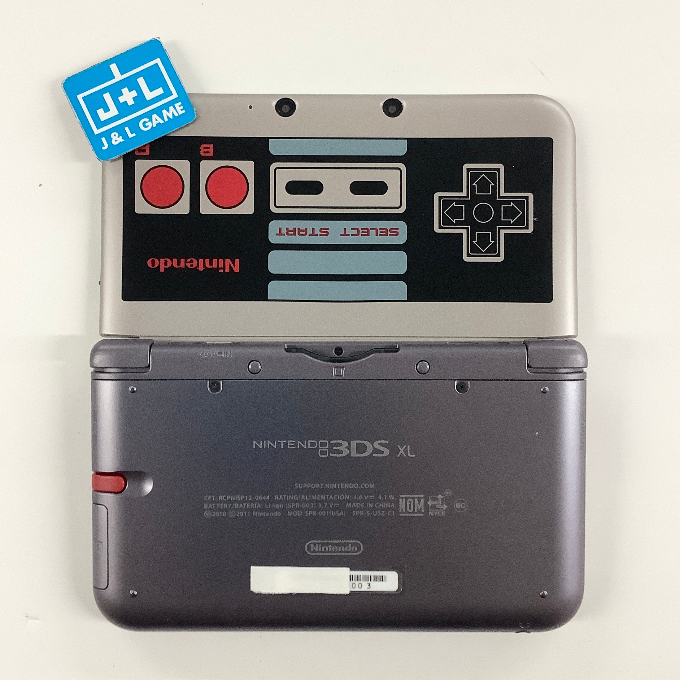 Nintendo 3DS XL Console (Retro NES) - Nintendo 3DS [Pre-Owned] Consoles Nintendo