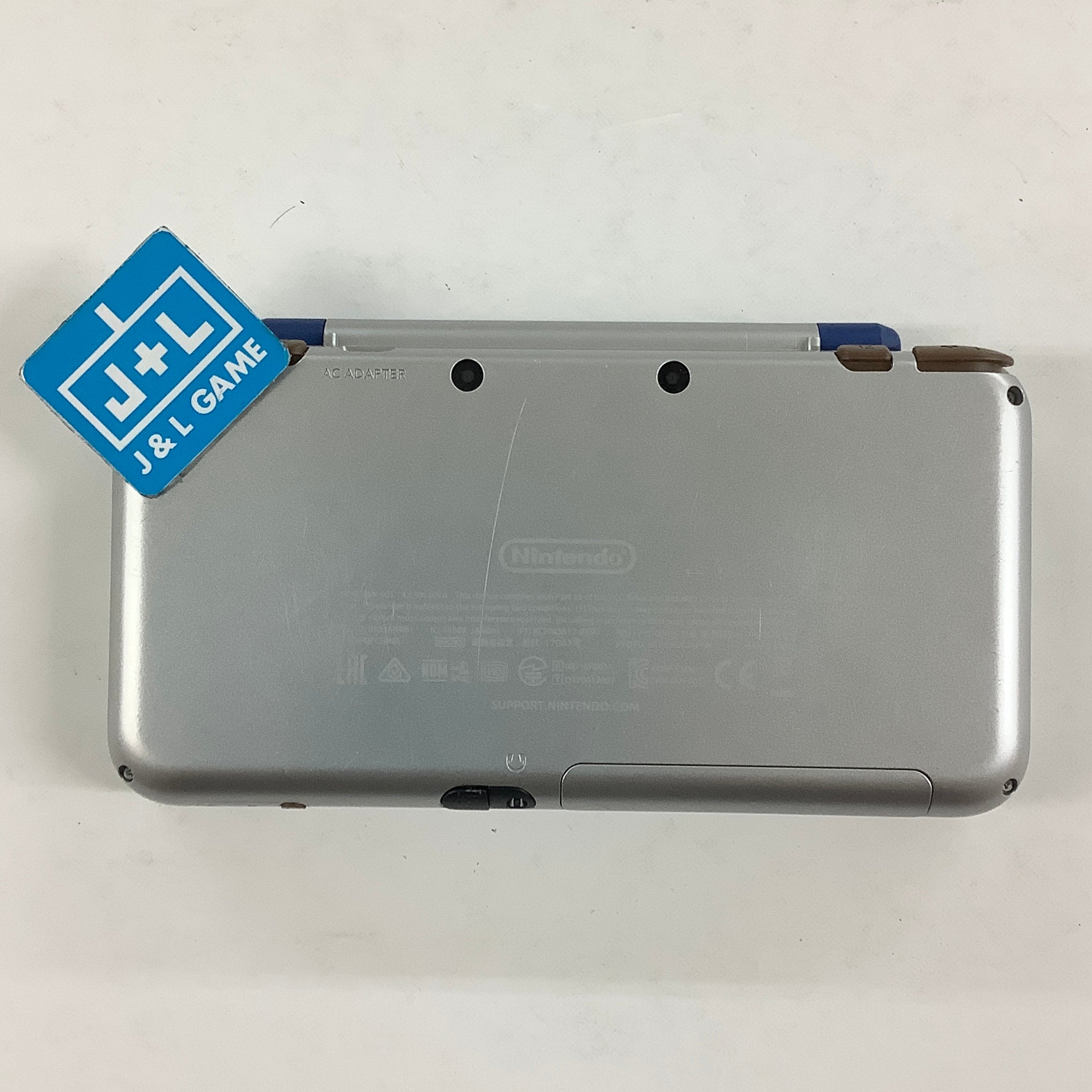 New Nintendo 2DS XL Console (Hylian Shield Edition) - Nintendo 3DS [Pre-Owned] Consoles Nintendo