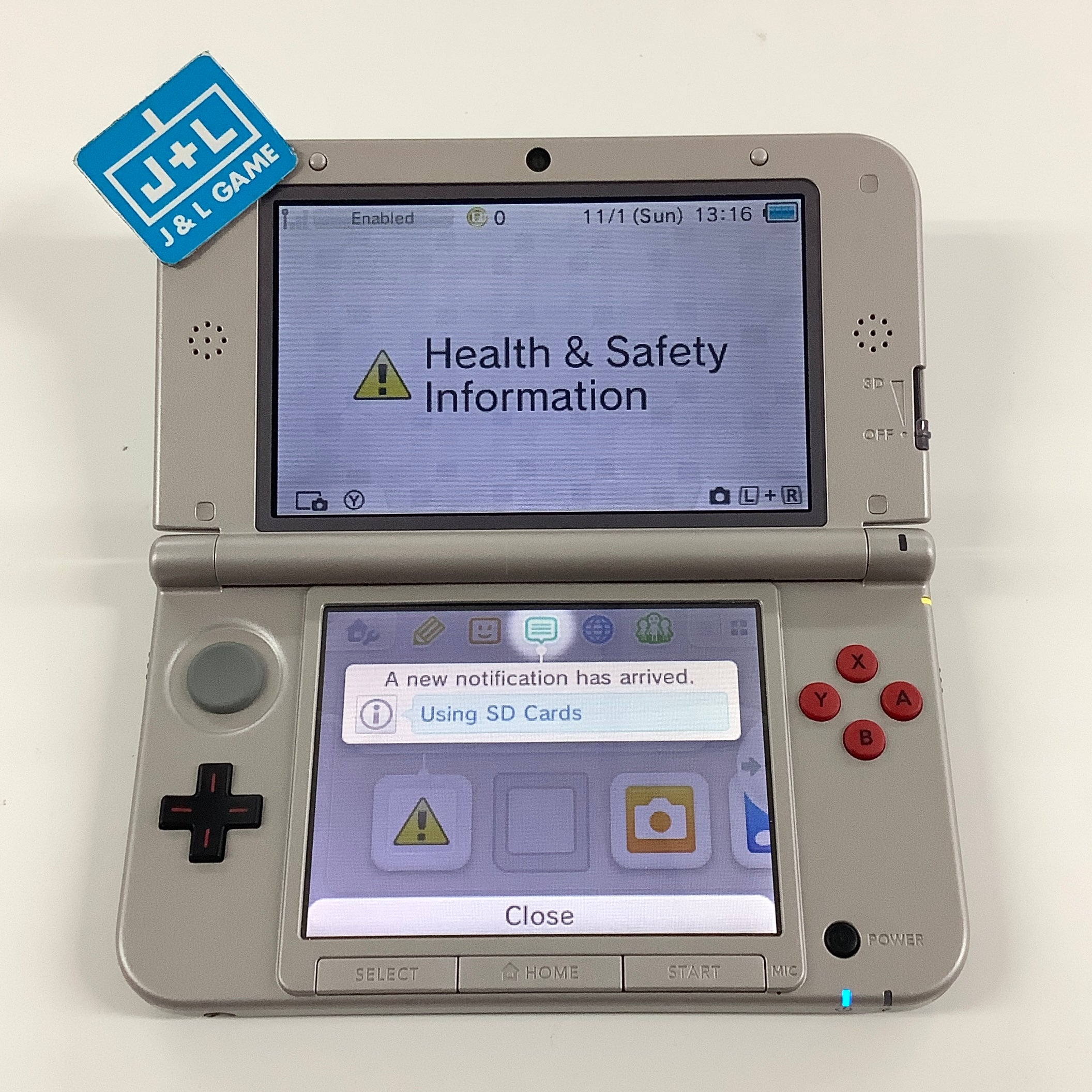 Nintendo 3DS XL Console (Retro NES) - Nintendo 3DS [Pre-Owned] Consoles Nintendo