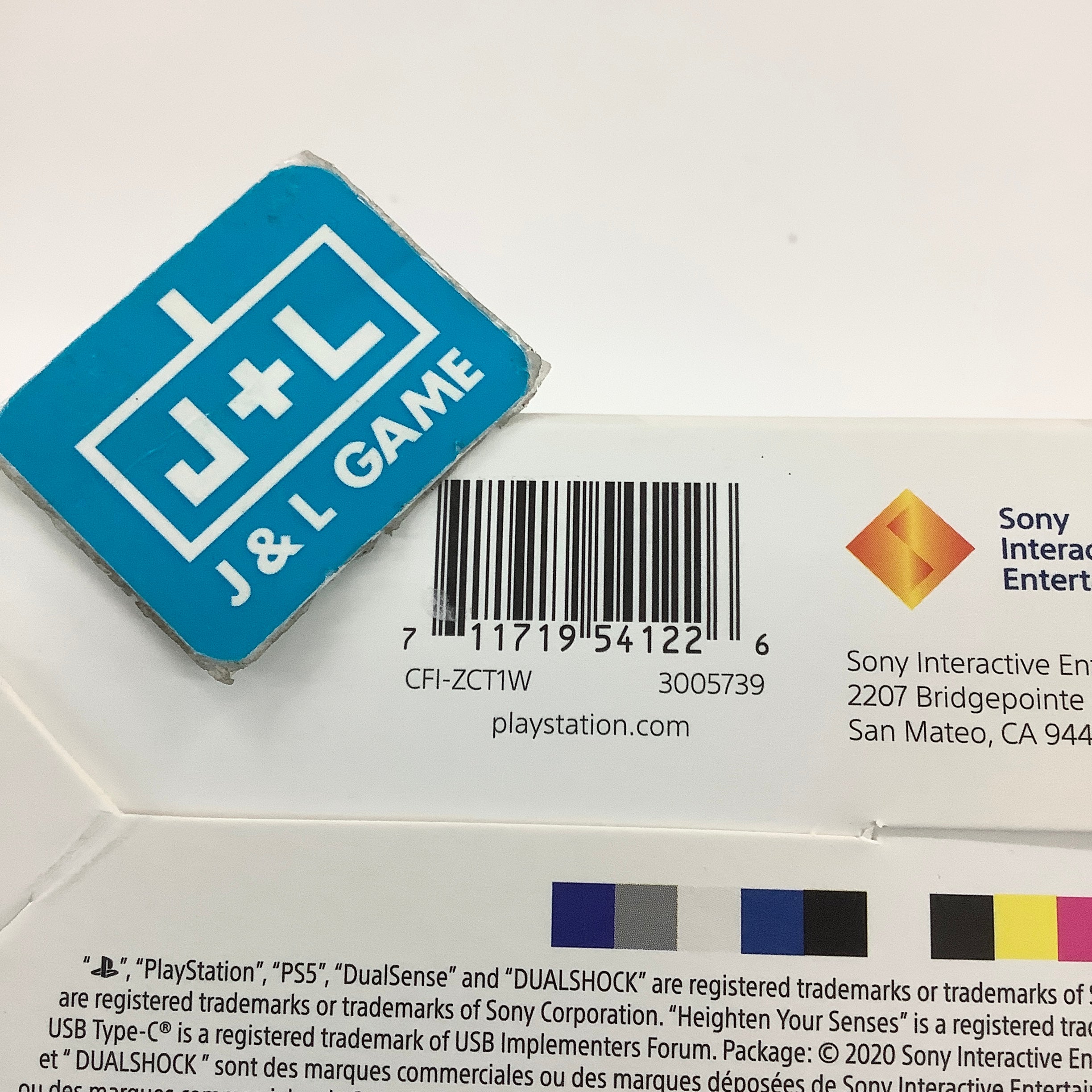 SONY PlayStation 5 DualSense Wireless Controller (White) - (PS5) PlayStation 5 (Canada Version) Accessories Sony