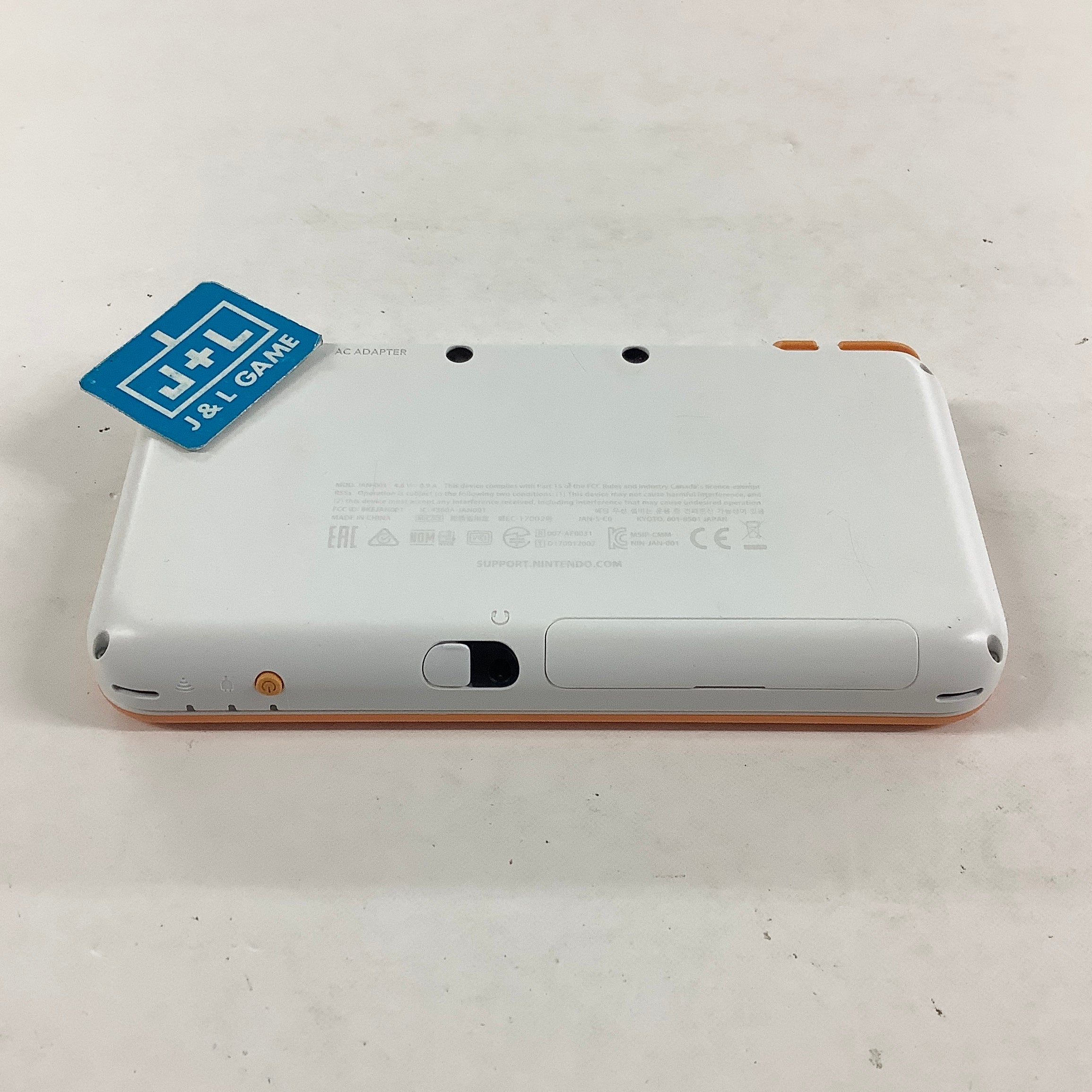 New Nintendo 2DS XL Console (White + Orange) - Nintendo 3DS [Pre-Owned] CONSOLE Nintendo