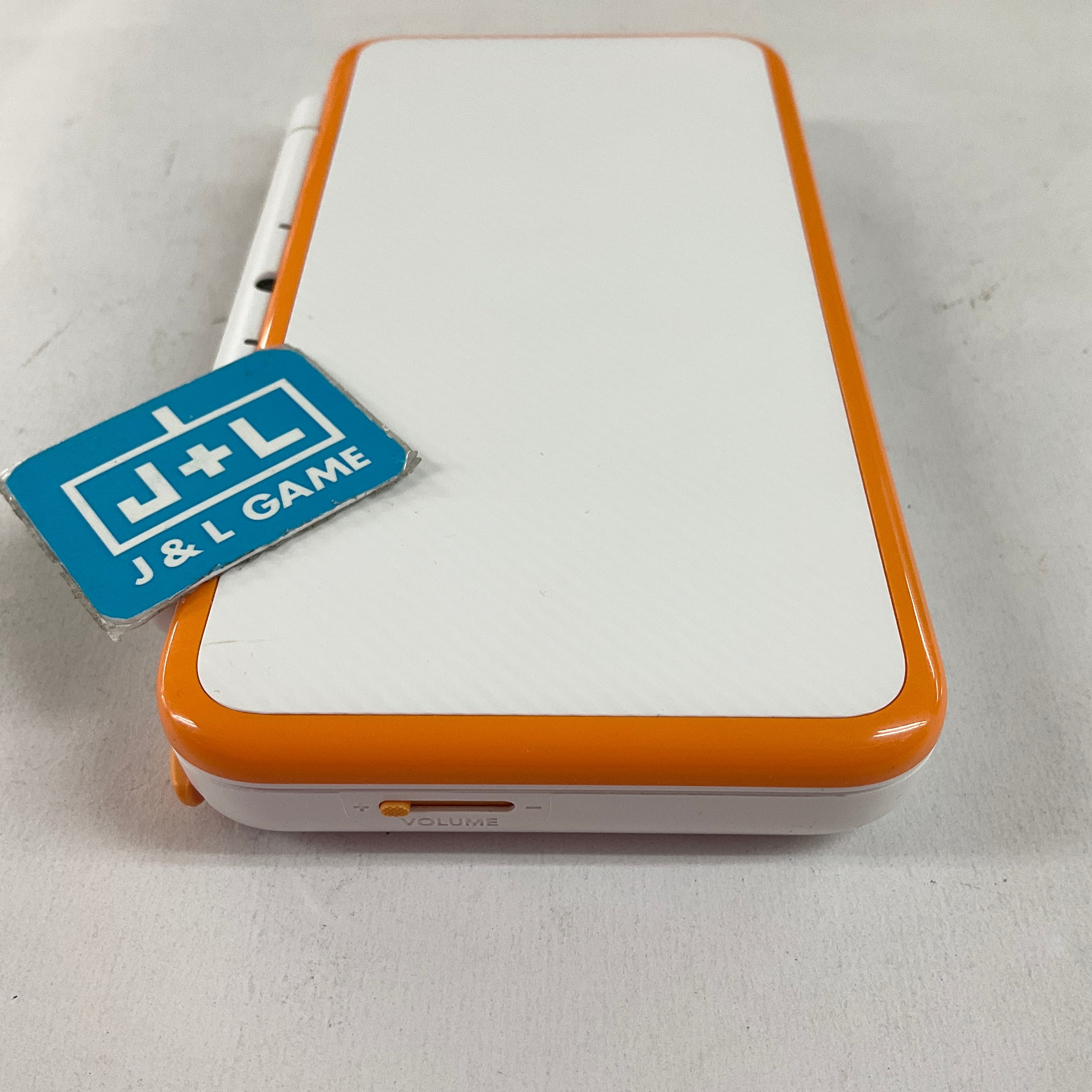 New Nintendo 2DS XL Console (White + Orange) - Nintendo 3DS [Pre-Owned] CONSOLE Nintendo