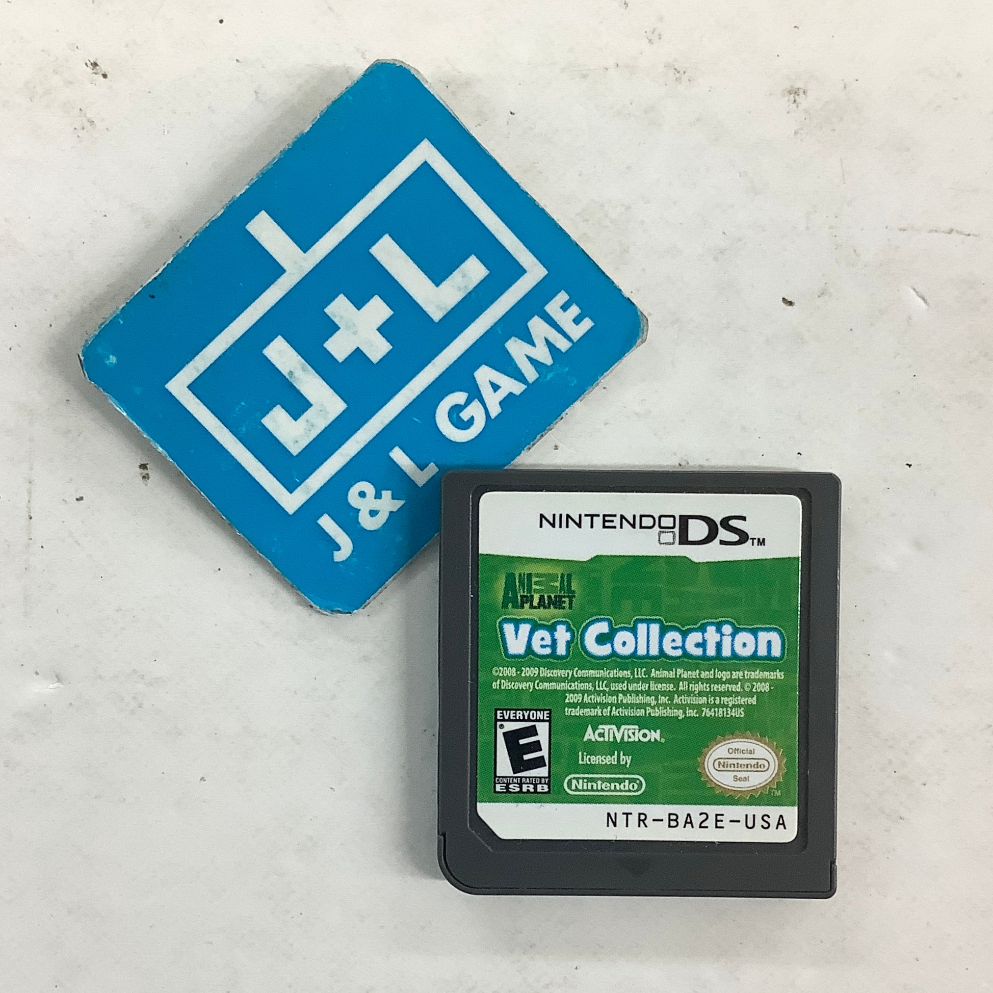 Animal Planet: Vet Collection - (NDS) Nintendo DS [Pre-Owned] Video Games Activision