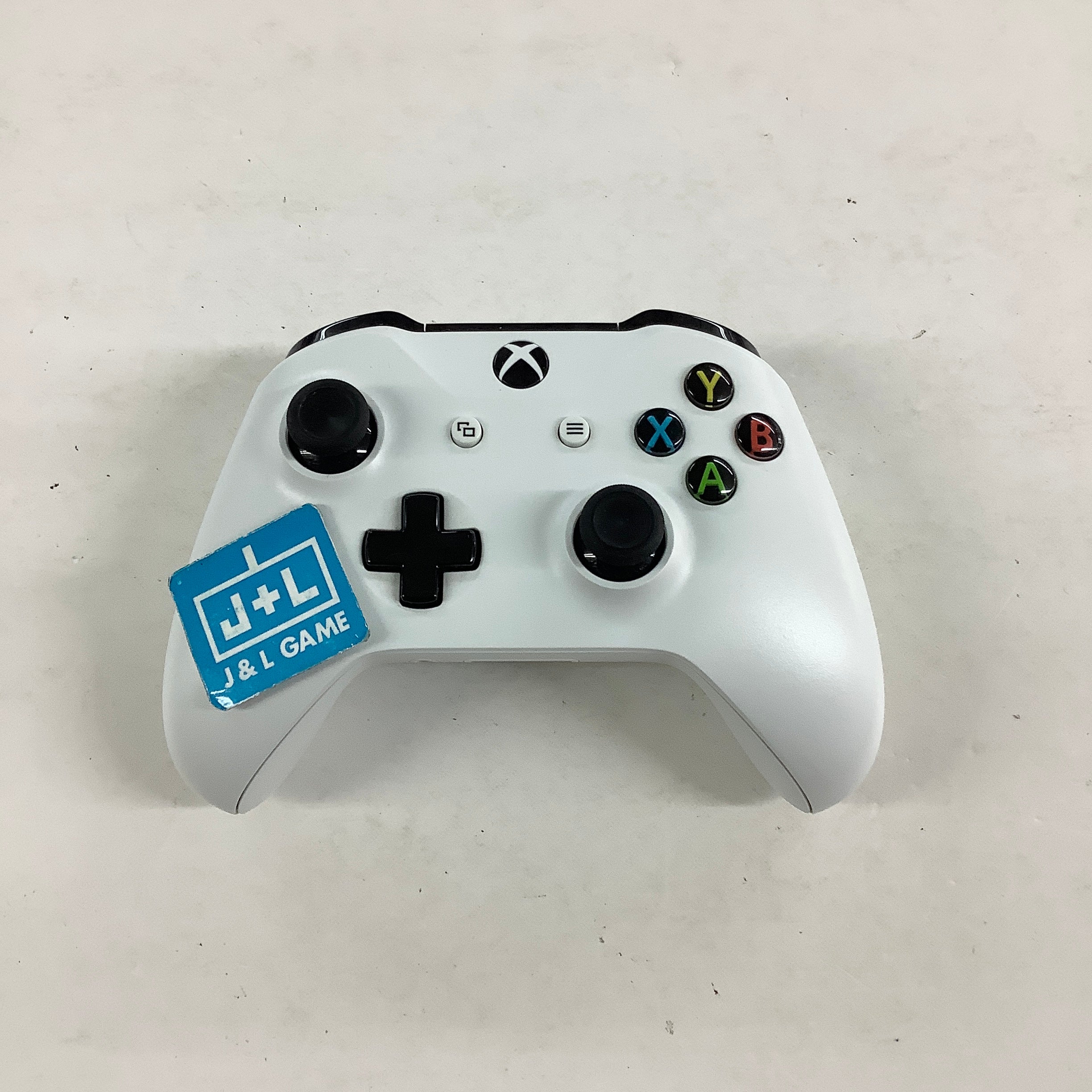 Microsoft Xbox One Wireless Controller (White) - (XB1) Xbox One [Pre-Owned]
