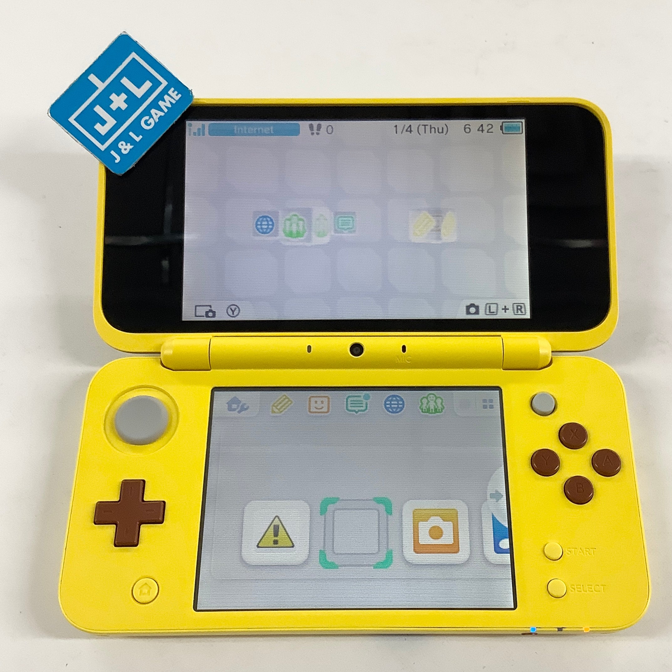 New Nintendo 2DS XL Console (Pikachu Edition) - Nintendo 3DS [Pre-Owned] Consoles Nintendo