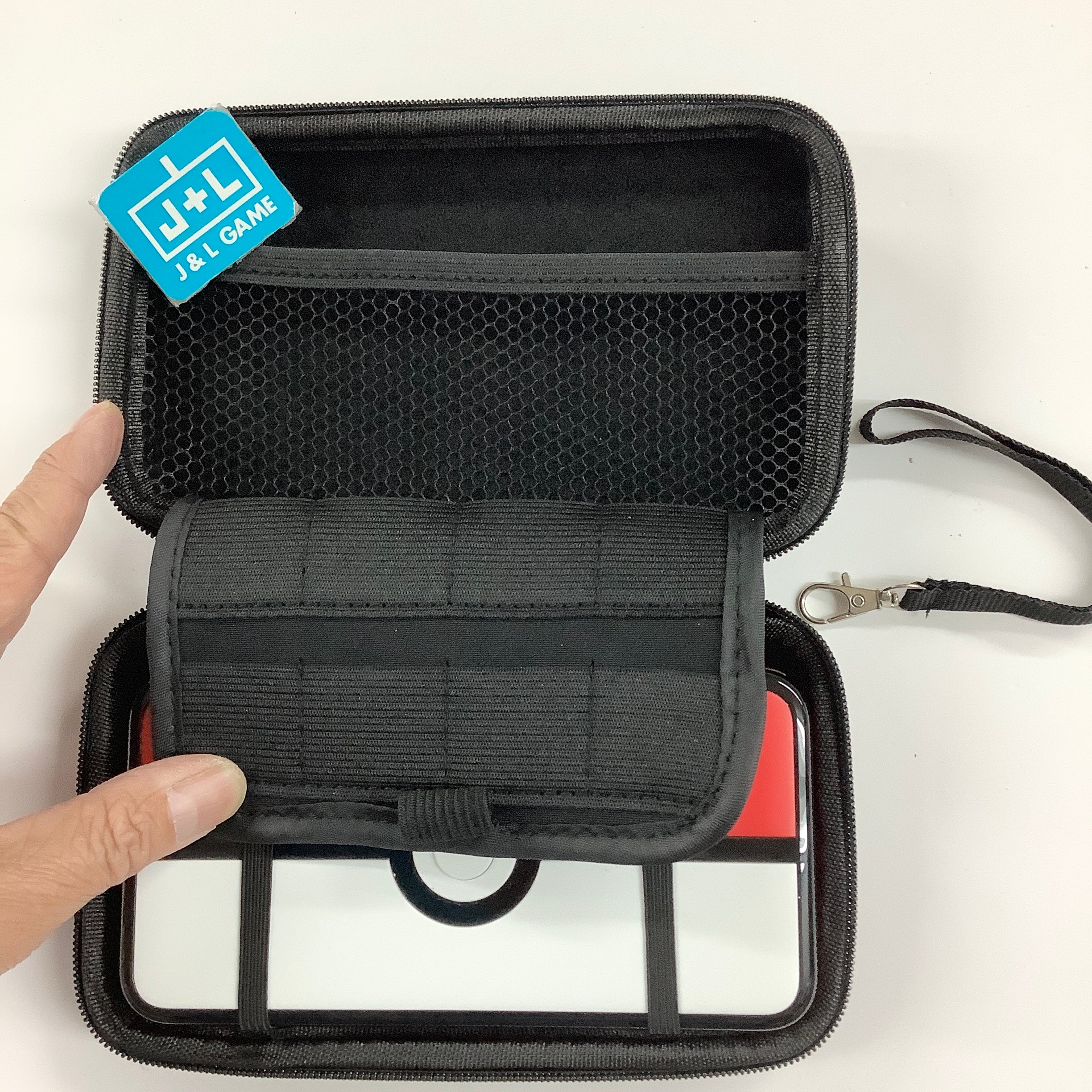 New Nintendo 2DS XL Hard Pouch Carrying Case (Red) - (3DS) Nintendo 3DS (Copy)