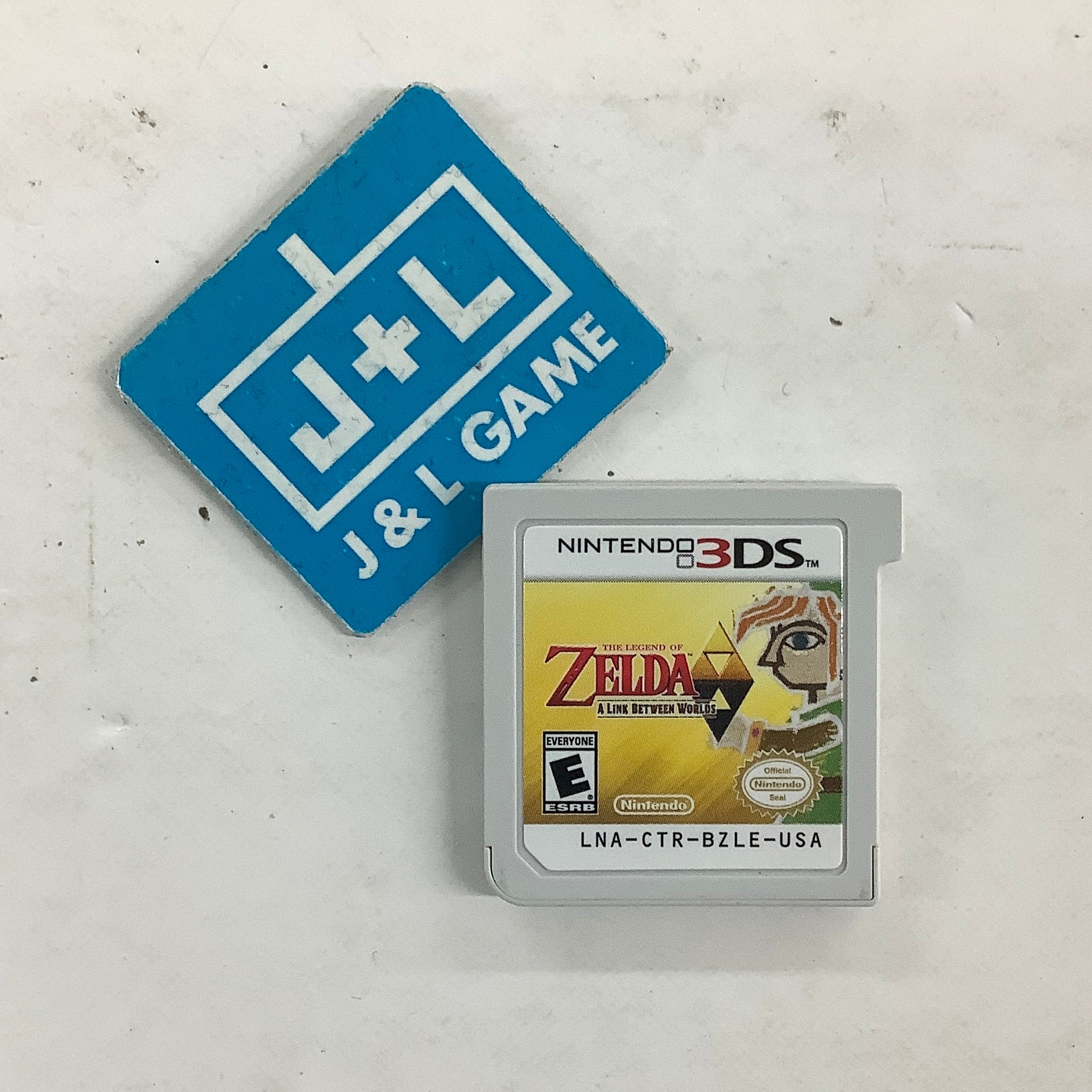 The Legend of Zelda: A Link Between Worlds - Nintendo 3DS [Pre-Owned] Video Games Nintendo
