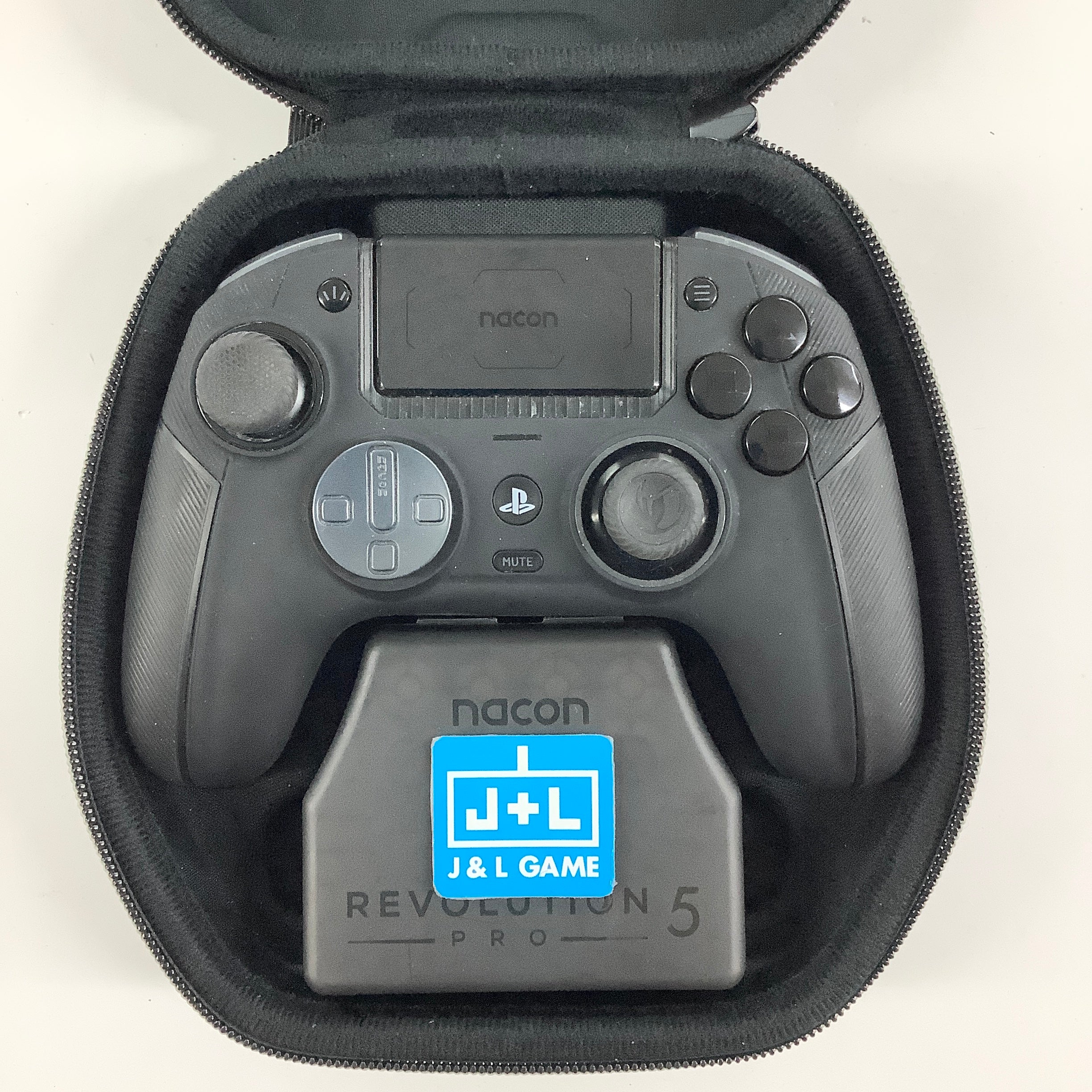 NACON Revolution 5 Pro (Black) - (PS5) PlayStation 5 [Pre-Owned]
