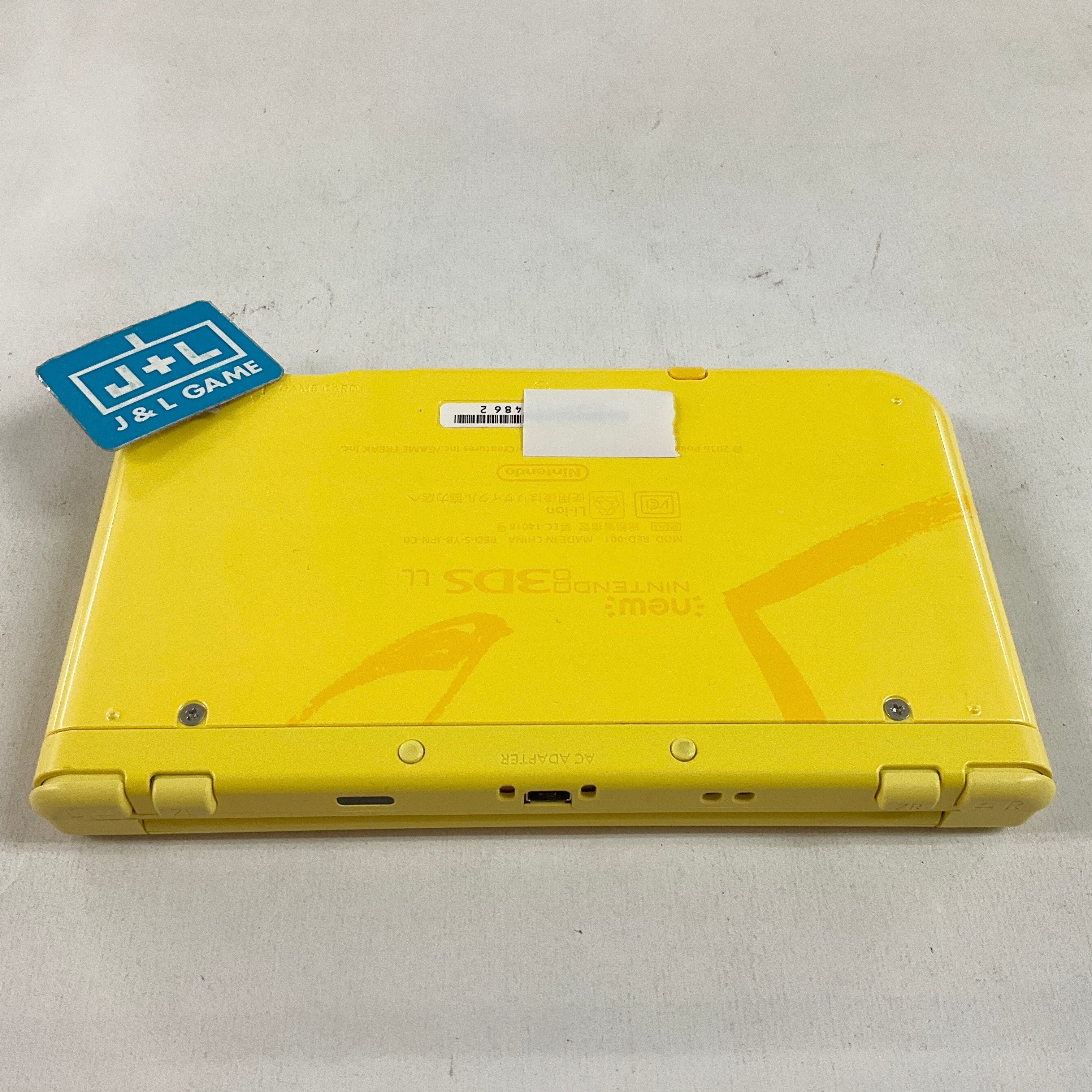 New Nintendo 3DS XL Console (Pikachu Yellow Edition) - Nintendo