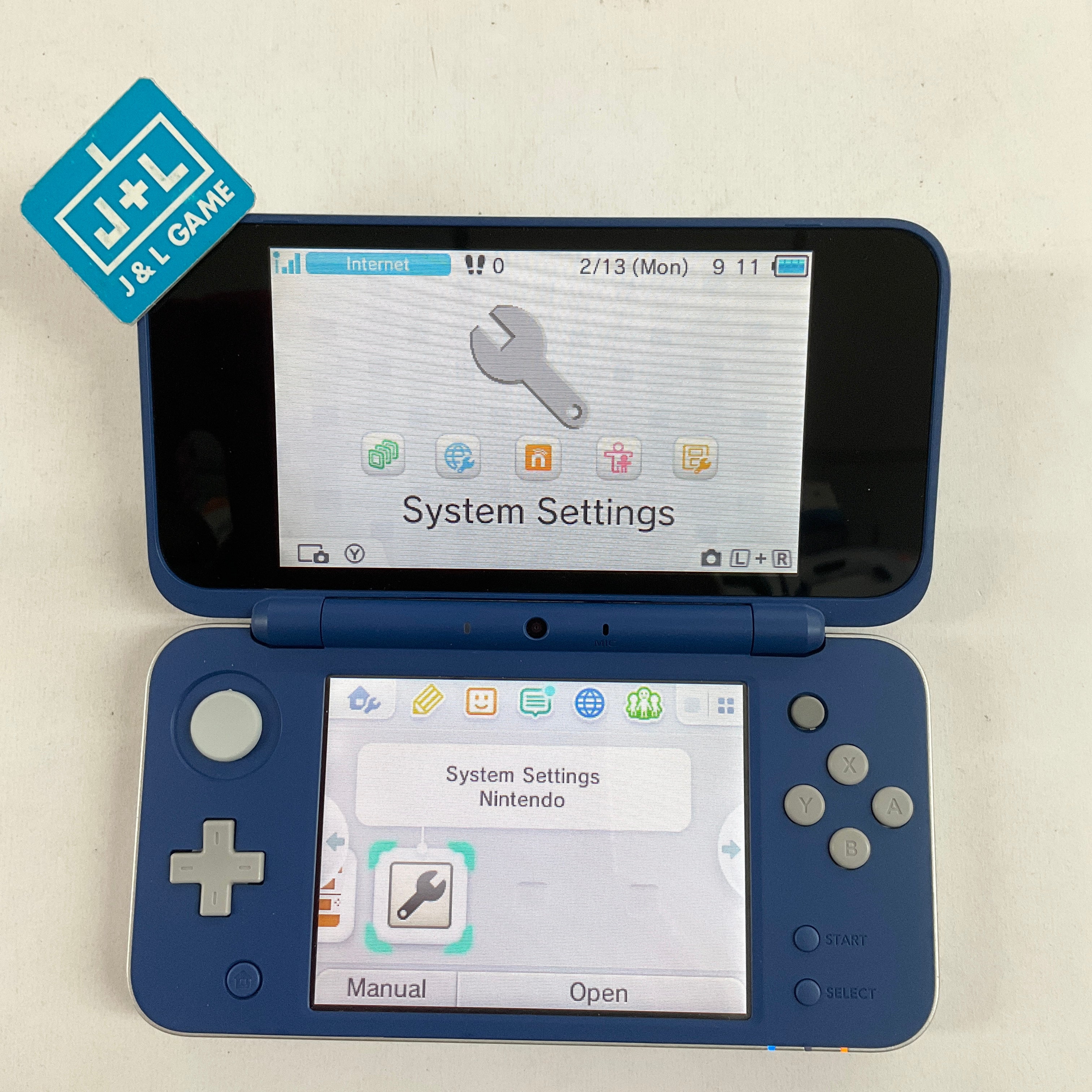 New Nintendo 2DS XL Console (Hylian Shield Edition) - Nintendo 3DS [Pre-Owned] Consoles Nintendo
