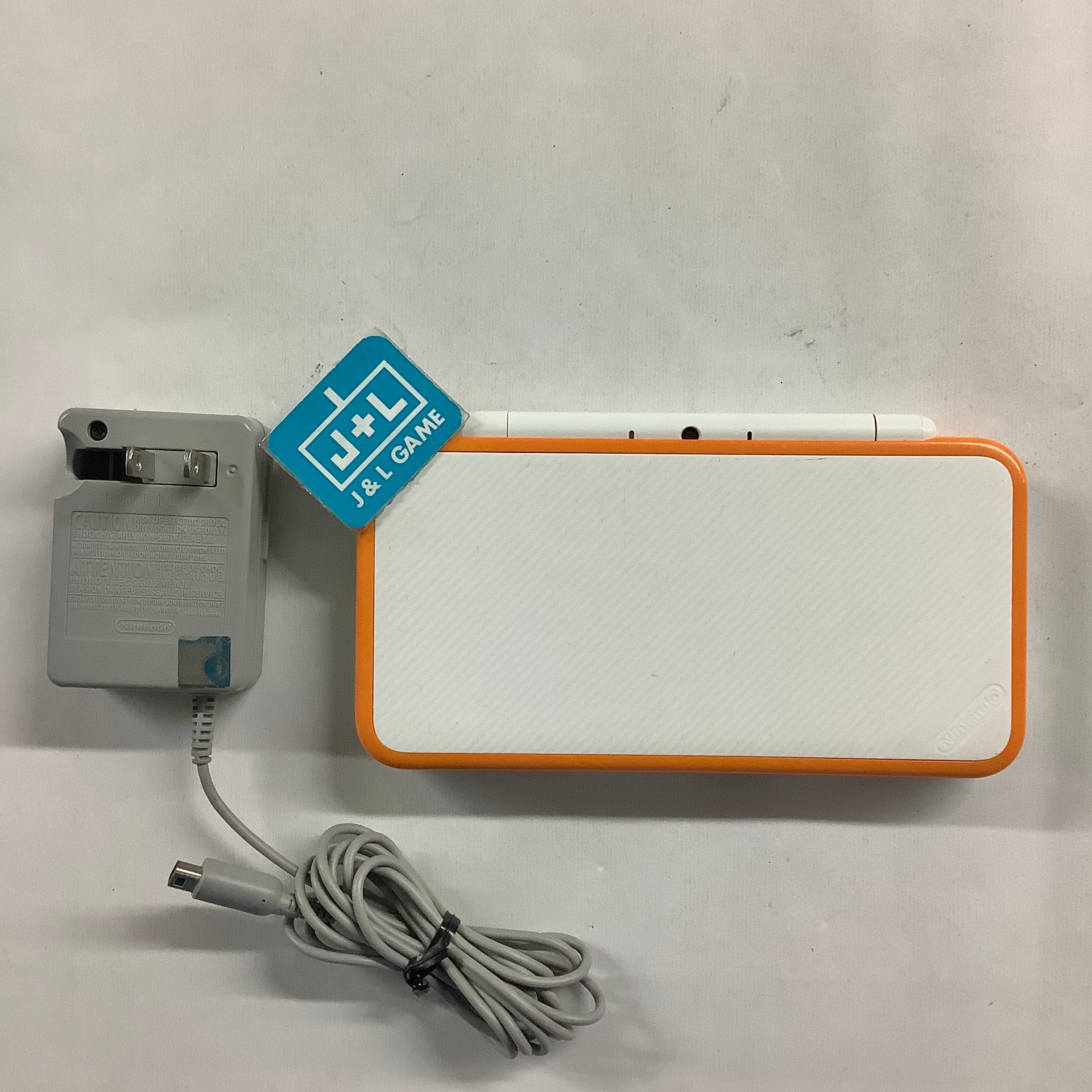 New Nintendo 2DS XL Console (White + Orange) - Nintendo 3DS [Pre-Owned] Consoles Nintendo
