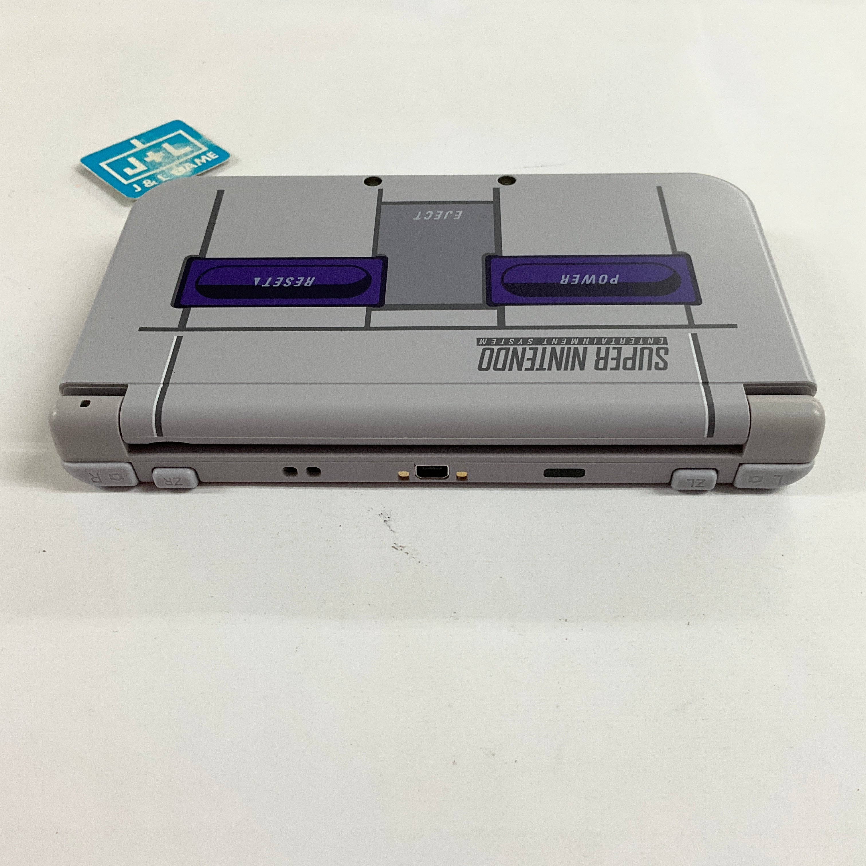 New Nintendo 3DS XL Console (Super NES Edition) - Nintendo 3DS [Pre-Owned] Consoles Nintendo   