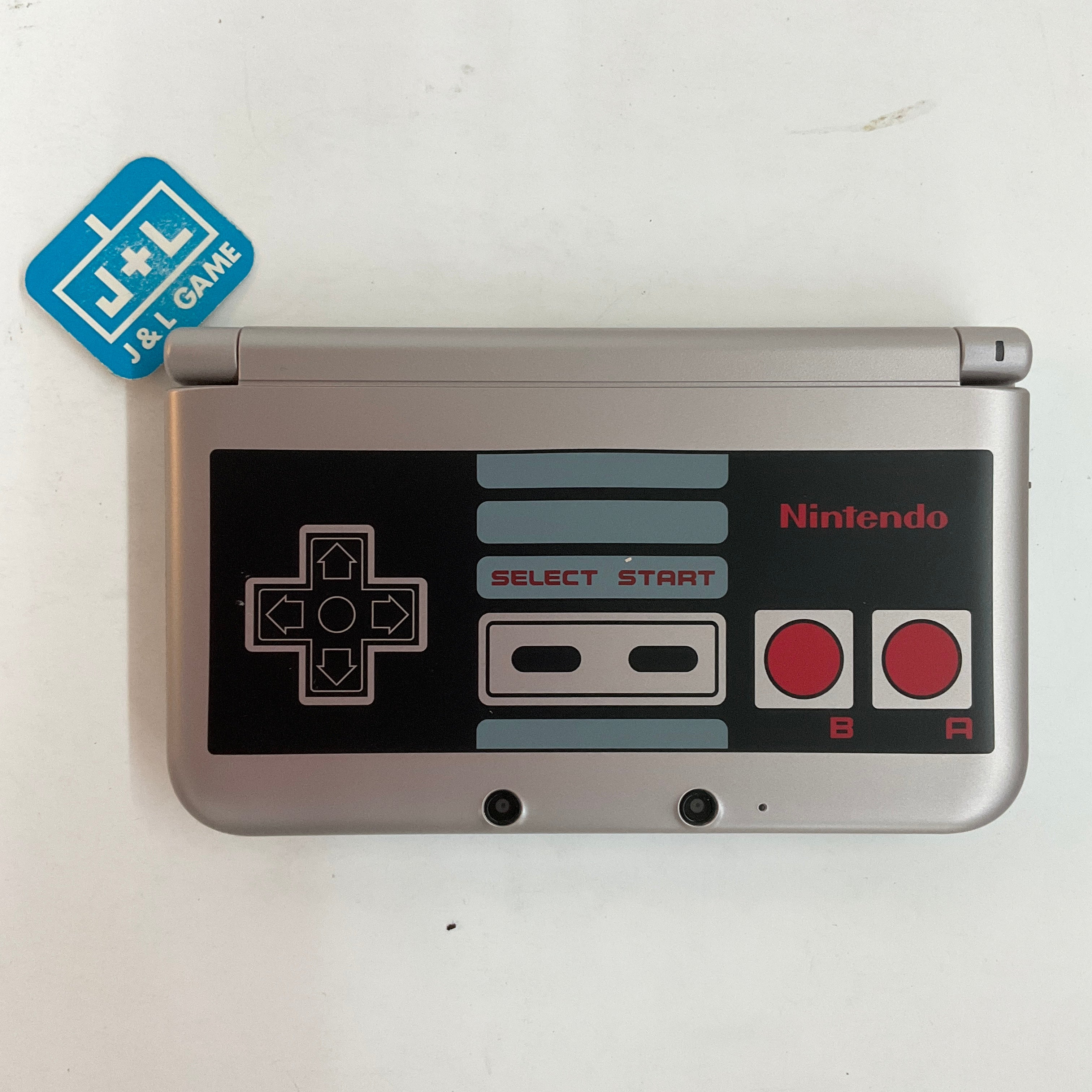 Nintendo 3DS XL Console (Retro NES) - Nintendo 3DS [Pre-Owned] Consoles Nintendo   