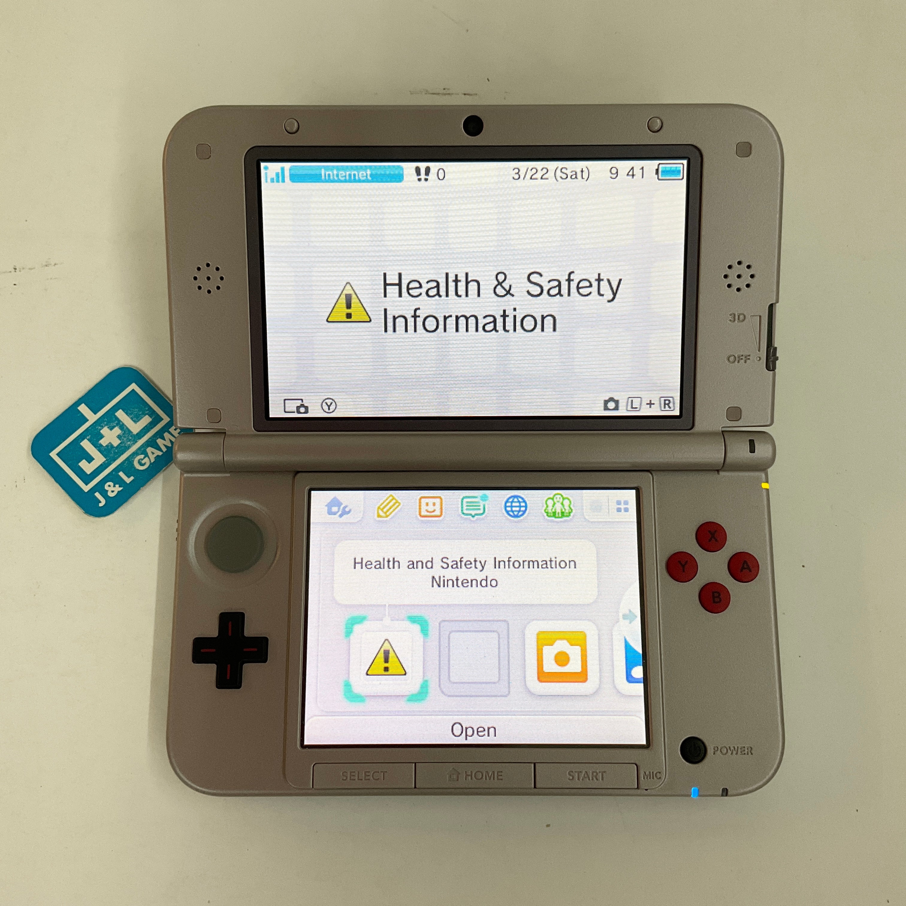 Nintendo 3DS XL Console (Retro NES) - Nintendo 3DS [Pre-Owned] Consoles Nintendo   