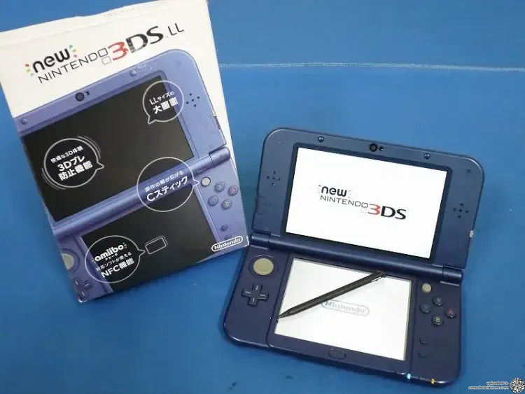 New Nintendo 3DS XL Console (Metallic Blue) - Nintendo 3DS [Pre-Owned] (Japanese Import)