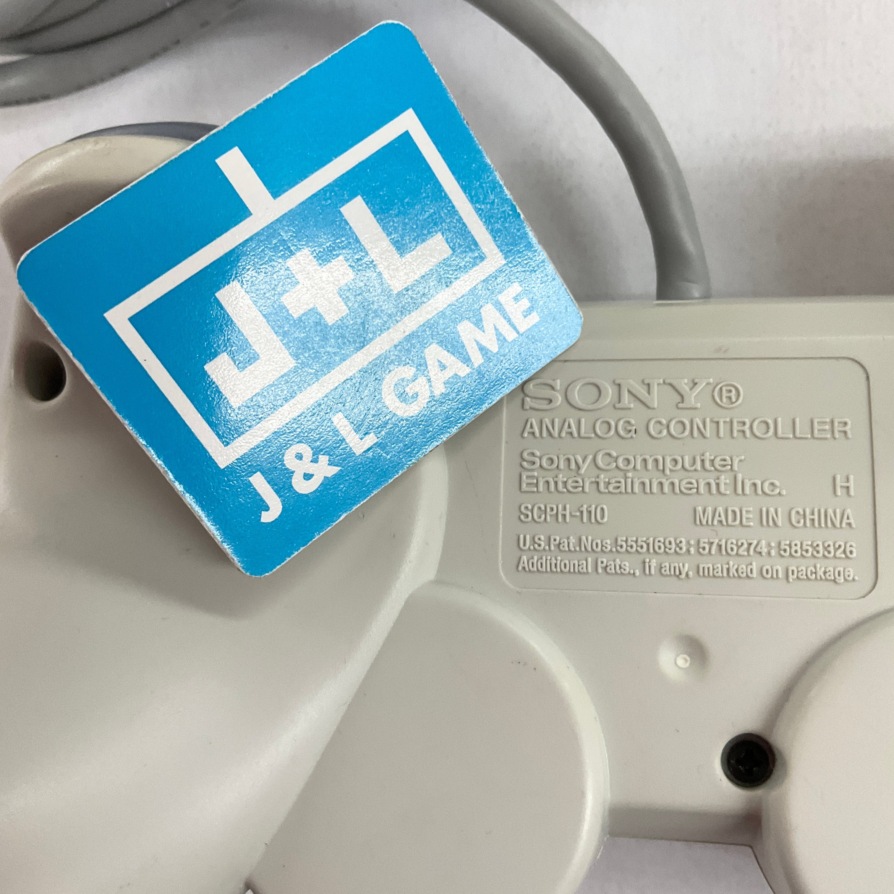 Sony PlayStation Dual Analog Controller (White) - (PS1) PlayStation 1 [Pre-Owned] Accessories Sony   