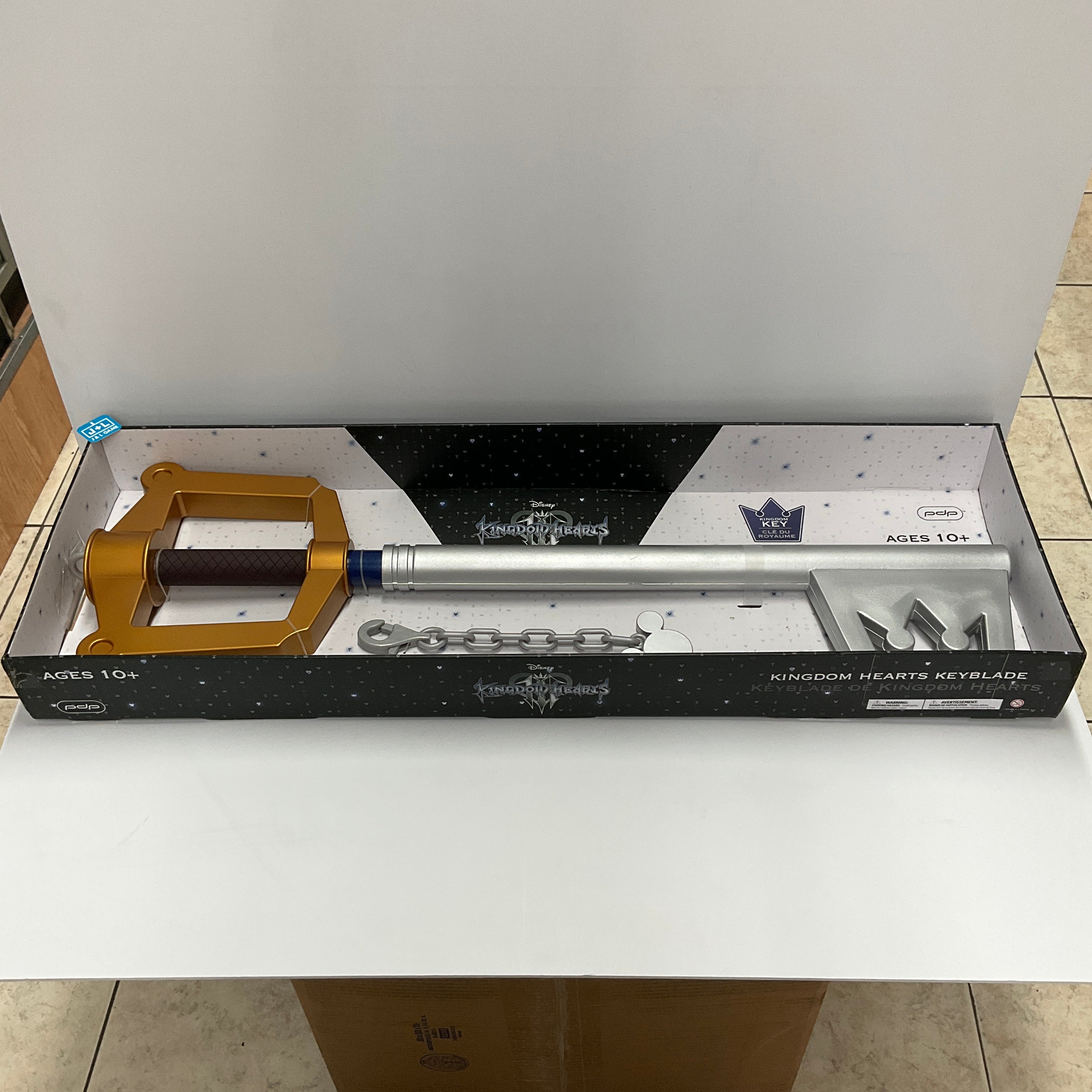 PDP Disney Kingdom Hearts Collectible Full Size Replica of Sora's King ...