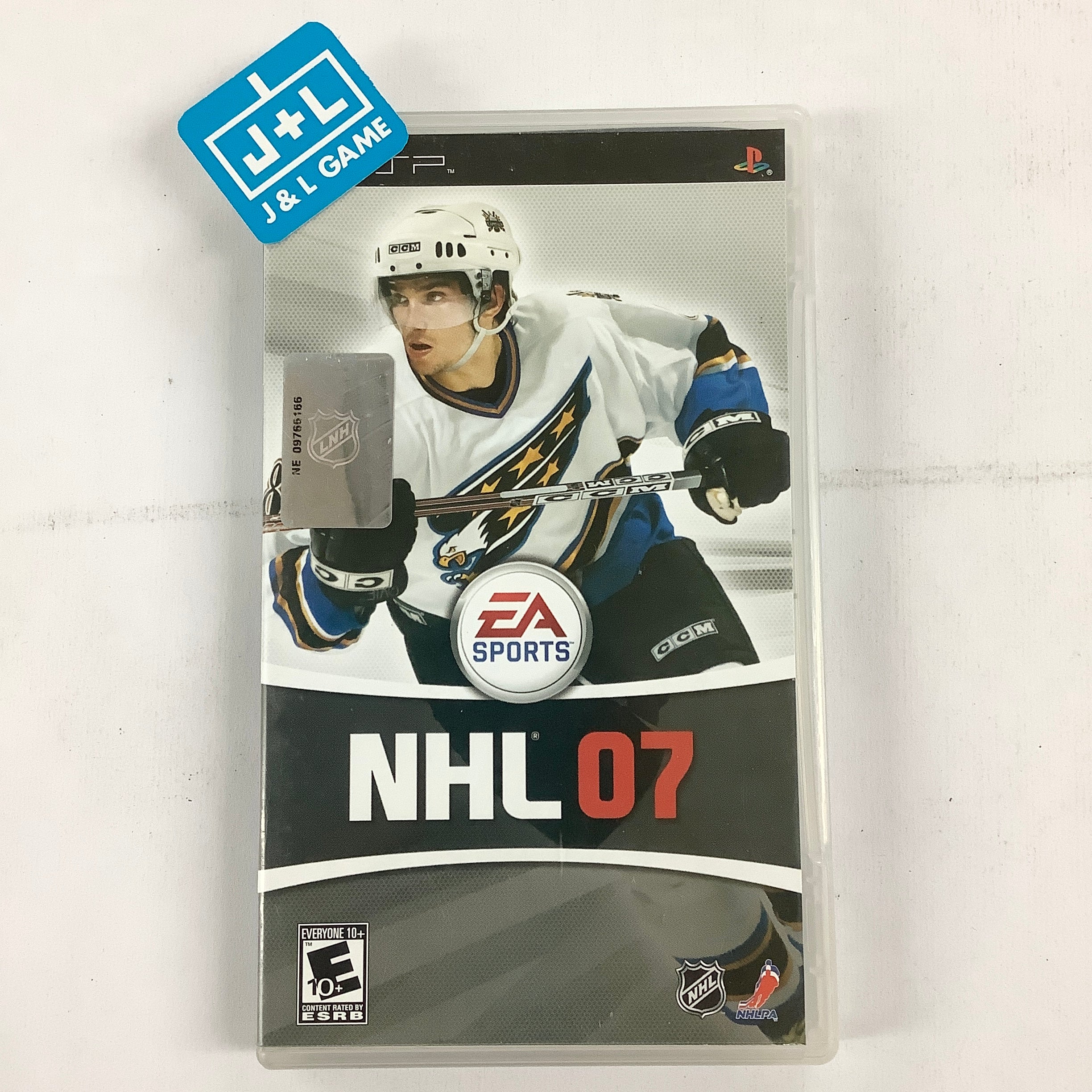 NHL 07 - Sony PSP [Pre-Owned] Video Games EA Sports   