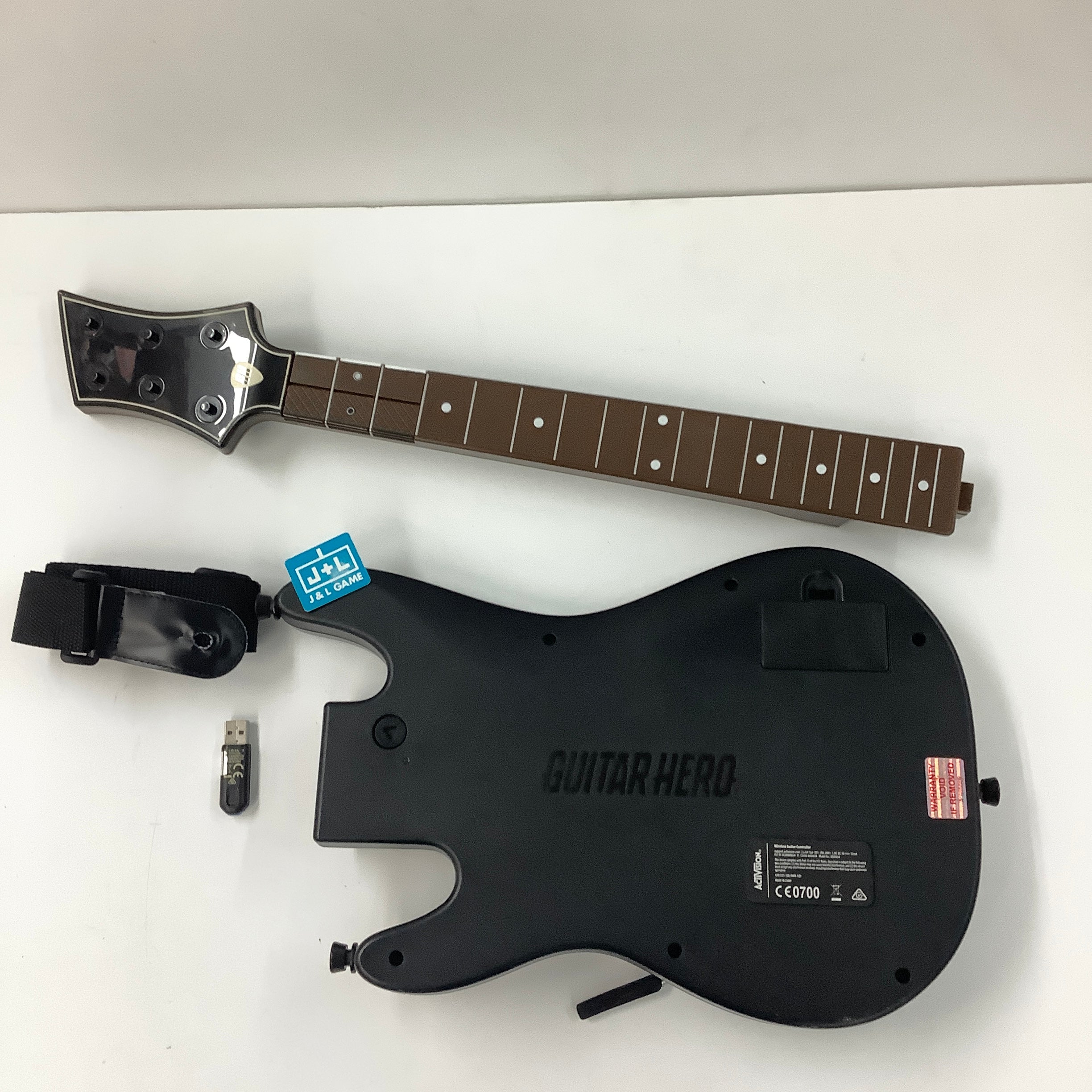 Guitar Hero Live With Wireless Guitar Controller - (PS4) PlayStation 4 [Pre-Owned] Accessories ACTIVISION   